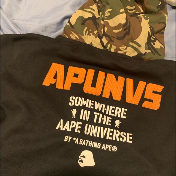 Aape by a bathing ape hoodie - Picture 2 of 4